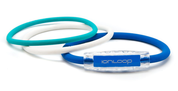 TRI Loop Royal Blue Pak 
1 Royal Blue Magnet IonLoop Bracelet, 2 IonThins (Turquoise Sea, Pearl White)