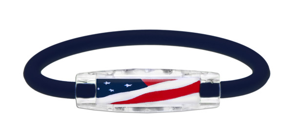 IonLoop Navy Blue USA Flag Bracelet contains negative ions and magnets.
(front view)