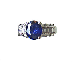 Top Quality Blue Sapphire and Diamond Ring - Best of the Best