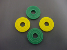 Aircare Medical has a variety of washers and seals for both post valves and the larger valves.  The most popular CO2 sealing washer is the yellow 750 medical washer; part number ACM-033.  These washers are for the CGA 320, larger, valve.
