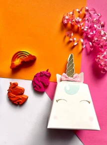 Unicorns & Rainbows  Crayon Gift Box