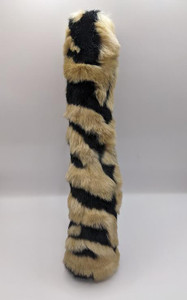 Catnip Tiger Tail approximately 12 inches long, made of plush soft fur, and a ton of fun for your kitty! Fur colors may vary. (orange/black, tan/black, leopard print, etc) 