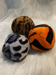 These fuzzy catnip filled balls are simply a blast for cats, and help with all forms of healthy play. They roll for the ultimate chase, can be cuddled and kicked for premium exercise, and can be used to pounce on for the hunter in all our kitties!
(Patterns vary, velboa, approximately the size of a lemon)