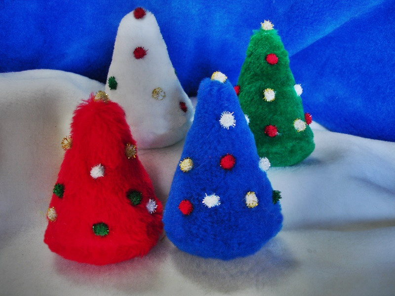 Many colored catnip Christmas Trees with pretty glitter pom ornaments!