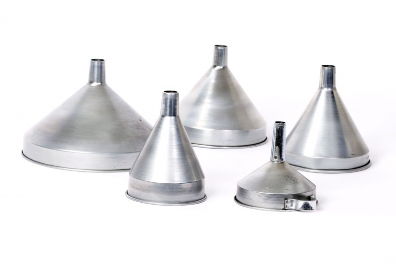 Impa 232601 Oil Funnel Galvanized 100mm Diam