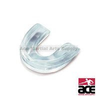 This shock absorbing single mouth guard fits your mouth comfortably and keeps your upper mouth protected.