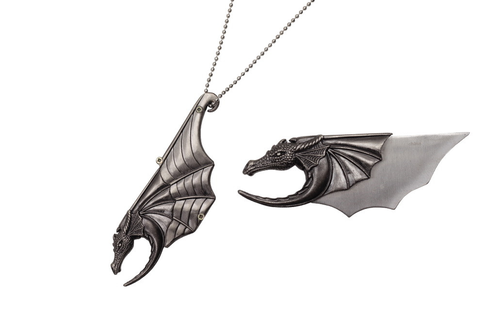 This Mehrune's Razor dagger (from Skyrim)necklace is my new piece that can  unsheathe with a hidden button. : r/mallninjashit