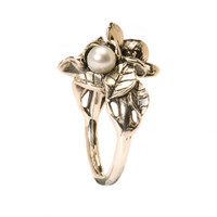 Sterling Silver Hawthorn with Pearl Ring