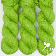 Hawkeye NON-SUPERWASY, light worsted, small batch - LIMITED EDITION