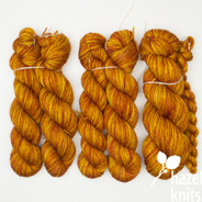 Fall Color Report Entice MCN - split skein, at least 390 yards
