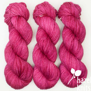 S.W.A.K. (Sealed with a Kiss) Lively DK