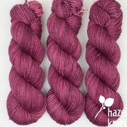 Daphne Cadence - 190 yards - skein split where there was a knot/join