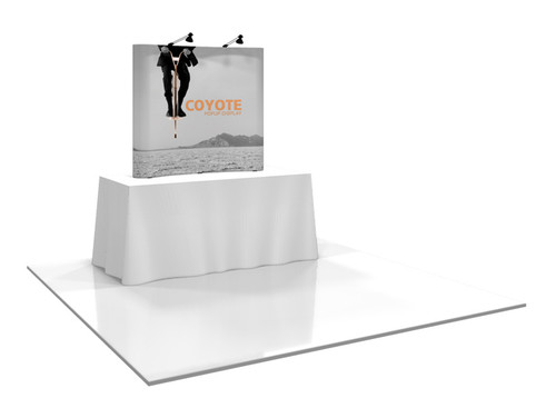 Coyote Curved Pop Up Display (2x2)