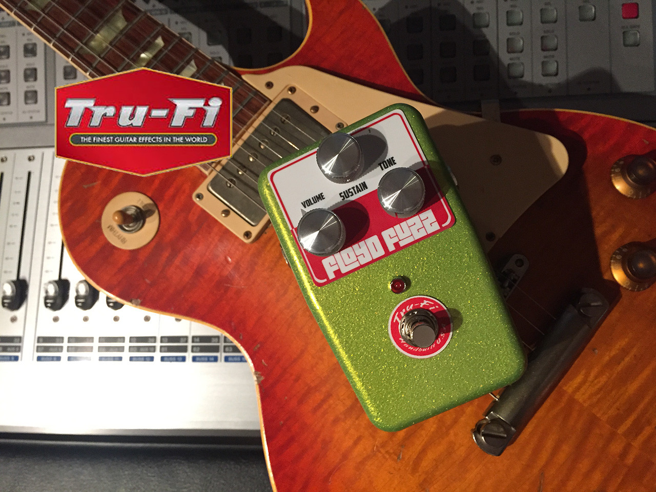 HOT安いTry-Fi Floyd Fuzz RAMs Head ギター