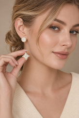 NEW 2607 Ivory Clover Spark Stud Earrings Y199