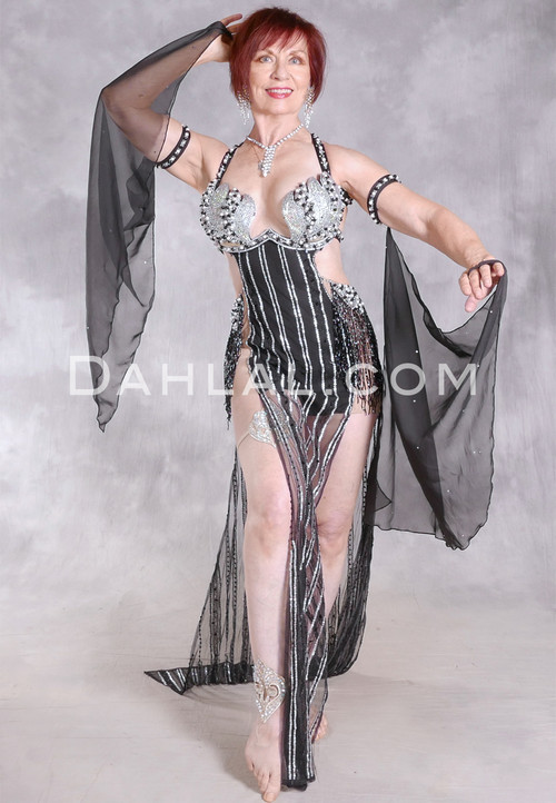 YALLAH BELEDI Egyptian Dress - Black and Silver