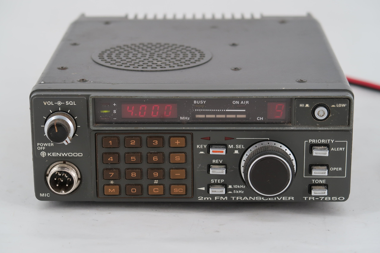 U17646 AS IS Kenwood TR-7850 2 Meter FM Transceiver - Main