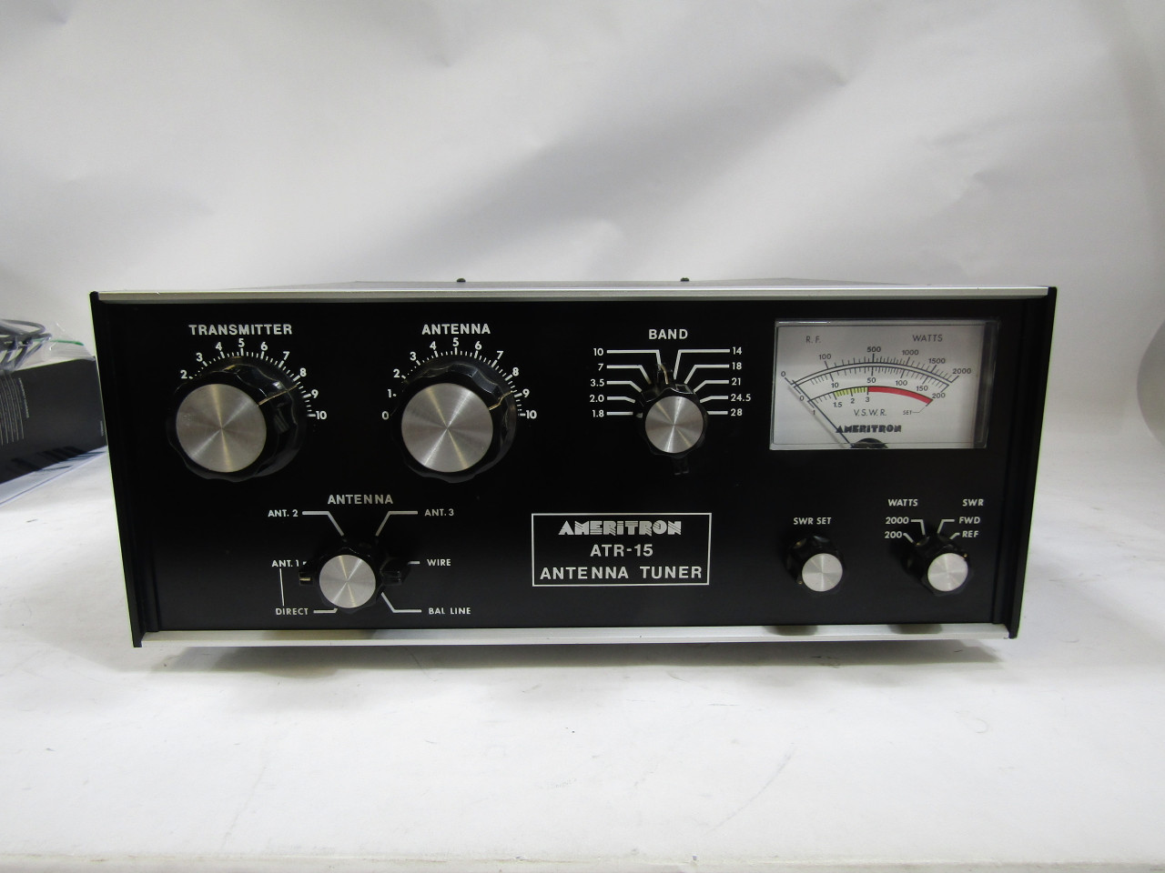 U5946 Used Ameritron ATR15 1.5KW Ham Radio Antenna Tuner Main