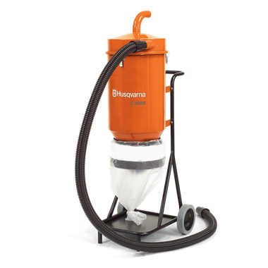 C 3000 is an effective industrial pre-separator for really big jobs where a lot of dust is produced. Recommended as a supplement to your Husqvarna dust extractor S 26 and S 36. C 3000 separates 90% of the vacuumed material before it reaches the dust extractor, which greatly increases the suction capacity, extends motor life and significantly reduces the frequency of filter maintenance