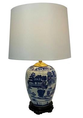 Blue & White Porcelain Lamp With Daisy Chain Design