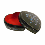 Heart Shaped Black Lacquer Chinese Pill Box