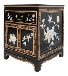 Oriental End Table with Mother of Pearl Bird and Flower Design 20" W Oriental End Table with Mother of Pearl Bird and Flower Design 20" W