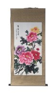 Chinese Silk Scroll in Chrysanthemums Chinese Silk Scroll in Chrysanthemums