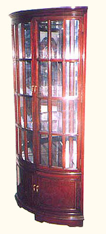 大幅値下げ！アジア・中華系木製 コーナー 3段 家具　中国の伝統的な彫刻入り Oriental Furniture Warehouse Oriental Corner China Cabinet
