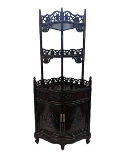 大幅値下げ！アジア・中華系木製 コーナー 3段 家具　中国の伝統的な彫刻入り Oriental Furniture Warehouse Oriental Corner China Cabinet