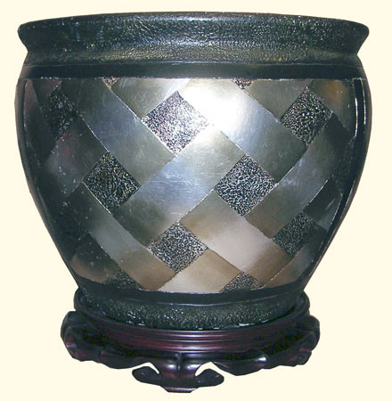 Black and silver leaf weave porcelain fishbowl
