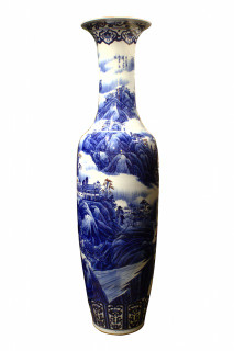 72H Blue and white Temple vase