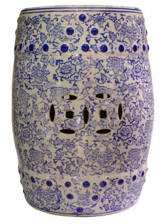 Blue and white porcelain garden stool with daisy chain design