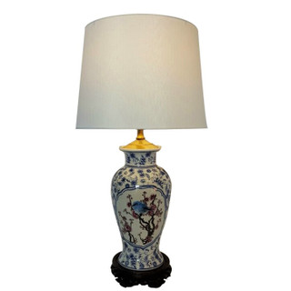 Chinese blue and white porcelain lamp