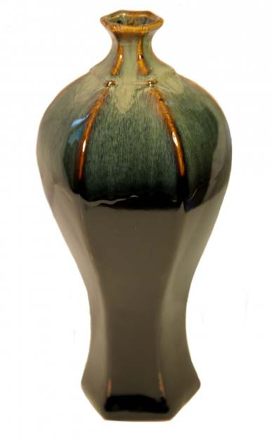 Black Vase with Japanese glaze in 16