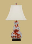Red and white porcelain lamp