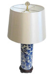 Blue and white porcelain table lamp