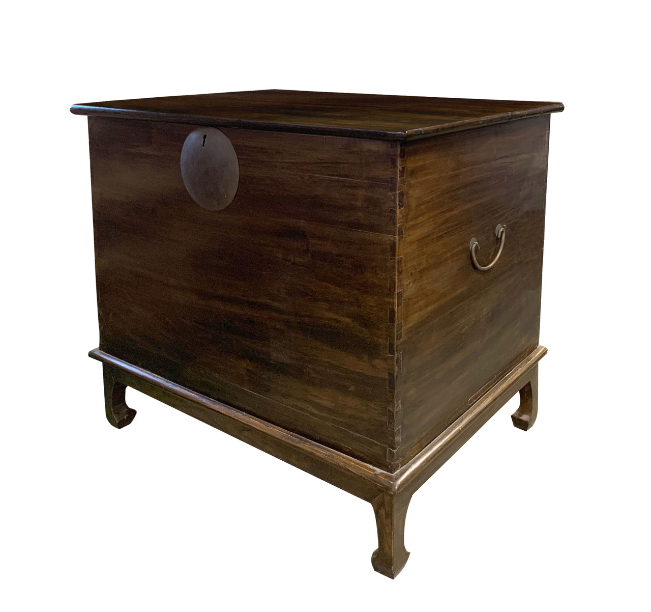 Oriental 2025 blanket box