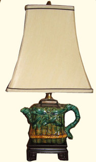 Porcelain tea pot lamp with rosewood stand