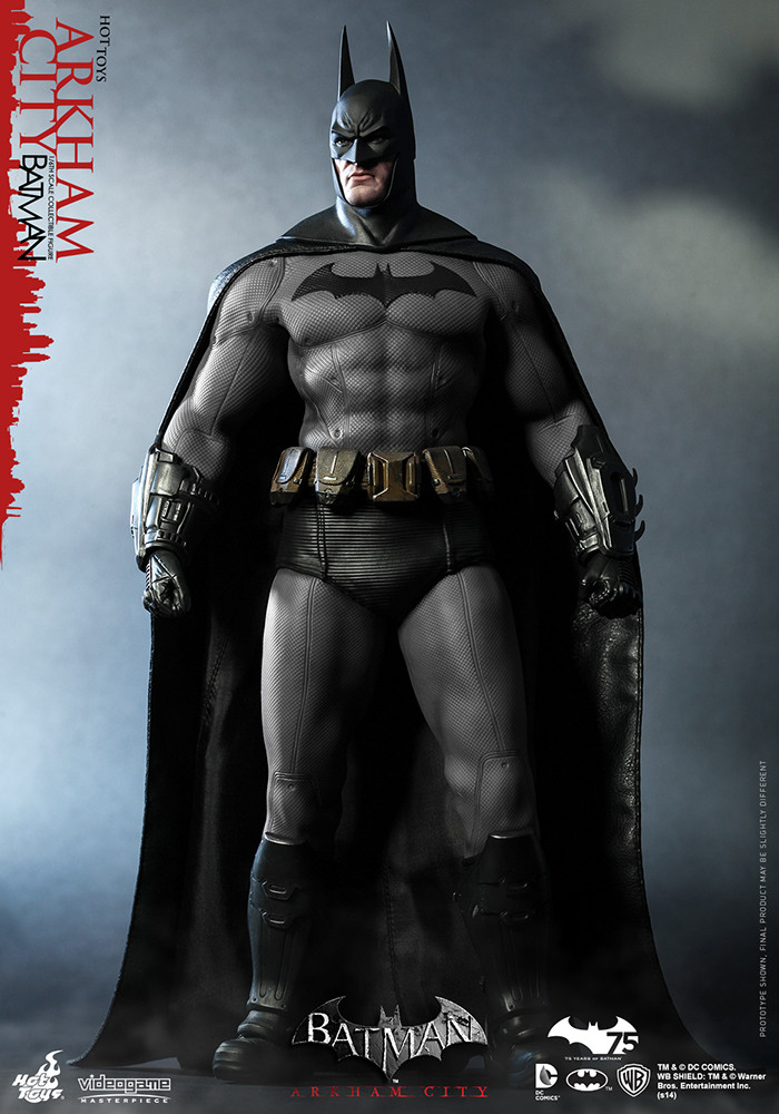 Hot Toys 1/6 VGM18 Batman Arkham City Batman action figure in Stock