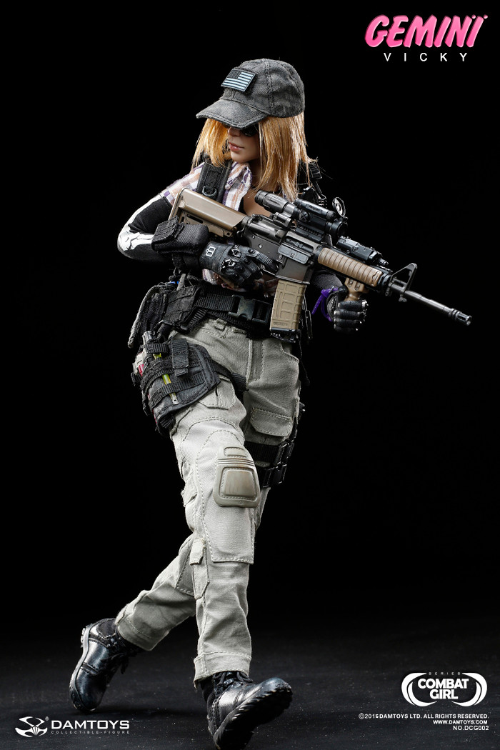 DAMTOYS DCG002 1/6 COMBAT GIRL Series Gemini Vicky Action Figure