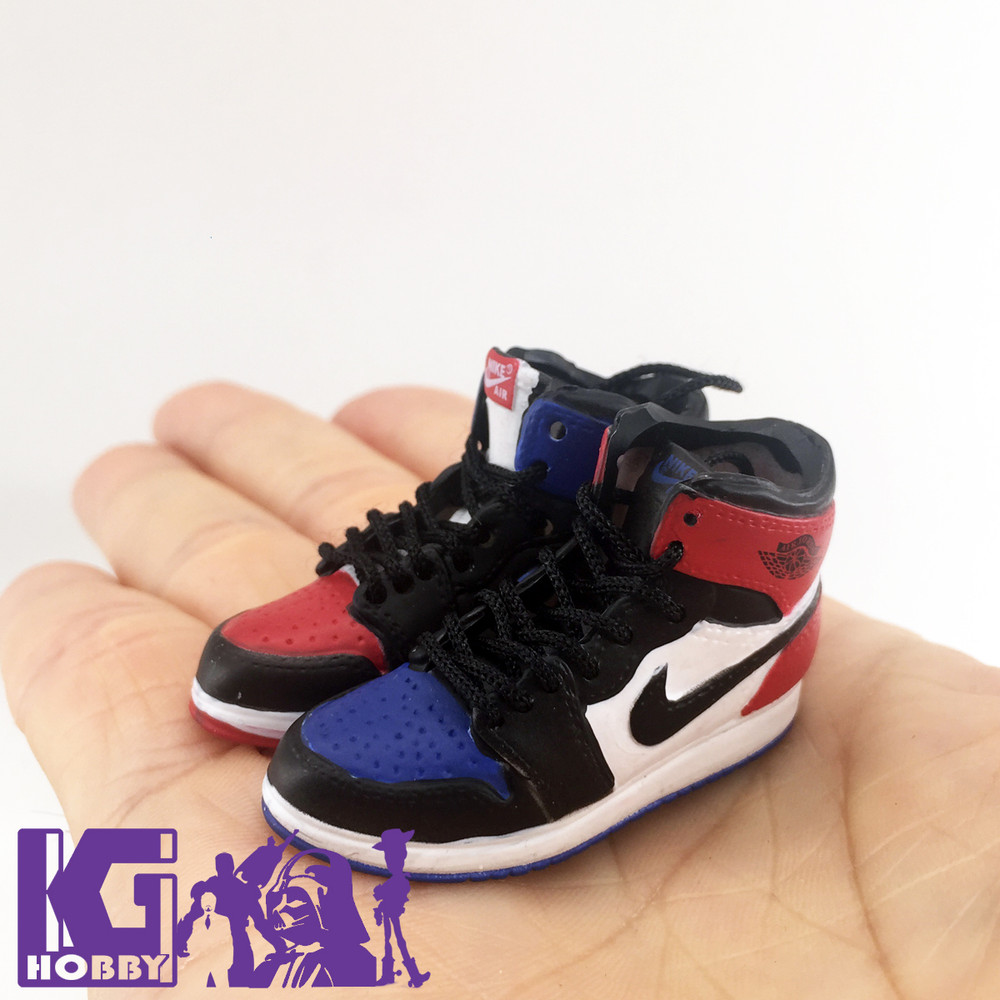 1/6 Scale Sneakers Shoes Trainers NMD Black Red Blue for 12" Action figure 