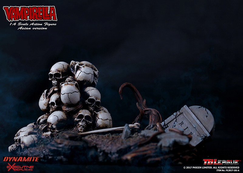 TBLeague (Phicen) PL2017-101-A 1/6th Scale Vampirella -Asian