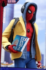 Hot Toys MMS 426 Spider-Man: Homecoming 1/6th scale Spider-Man Collectible Figure (Deluxe Version)