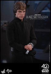 Hot Toys MMS429 Star Wars: Return of the Jedi 1/6th scale Luke Skywalker Collectible Figure