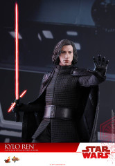 Hot Toys MMS438 Star Wars The Last Jedi 1/6th scale Kylo Ren Collectible Figure