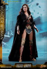 Hot Toys Wonder Woman MMS451 Justice League 1/6th scale (Deluxe Version) Collectible Figure