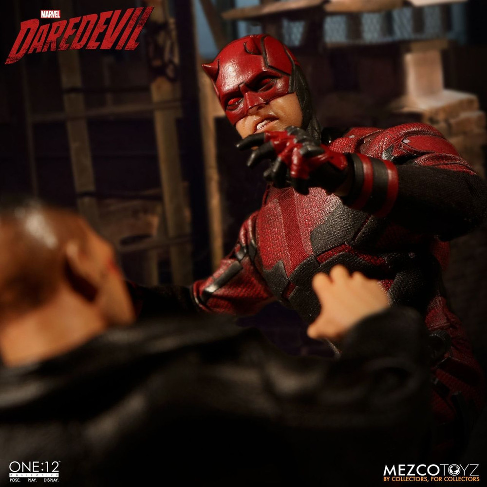 Mezco Toyz Daredevil One:12 Collective Action Figure