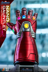 Hot Toys LMS007 Nano Gauntlet Life-Size Collectible Avengers Endgame