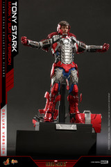 Hot Toys Iron Man 2 - 1/6th scale Tony Stark (Mark V Suit up Version) Deluxe Version MMS600