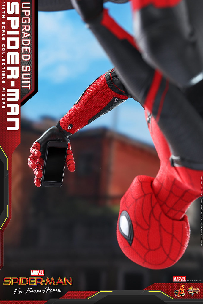 Hot Toys Spider-Man Upgraded Suit Far From Home MMS542